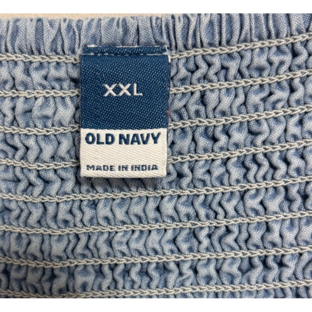 NWT Old Navy Womens Twist-Front Smocked Chambray Cami Sz XXL Blue Boho Festival - Picture 7 of 8